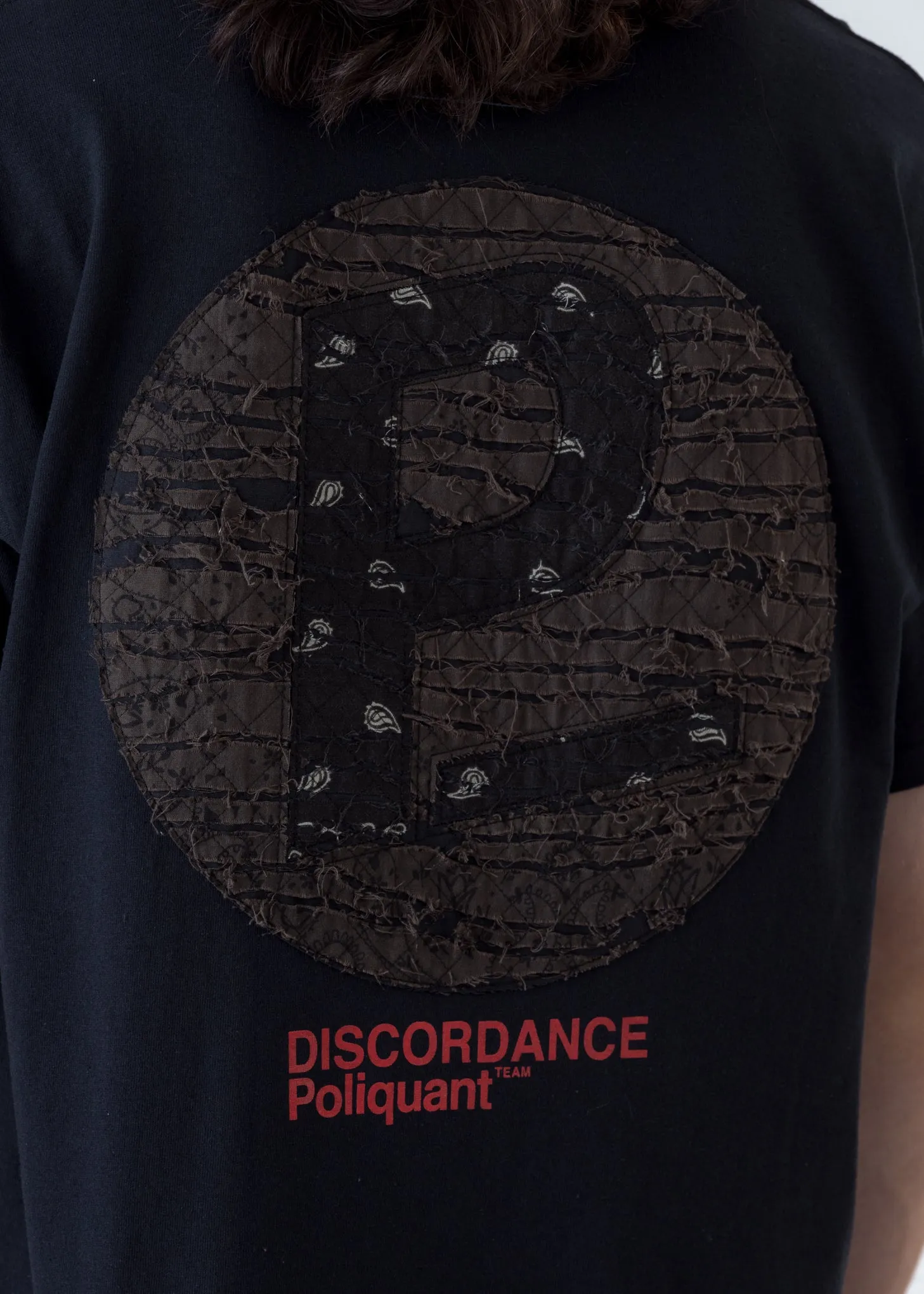 Black Bandana P Patch Print T-Shirt (Black P)