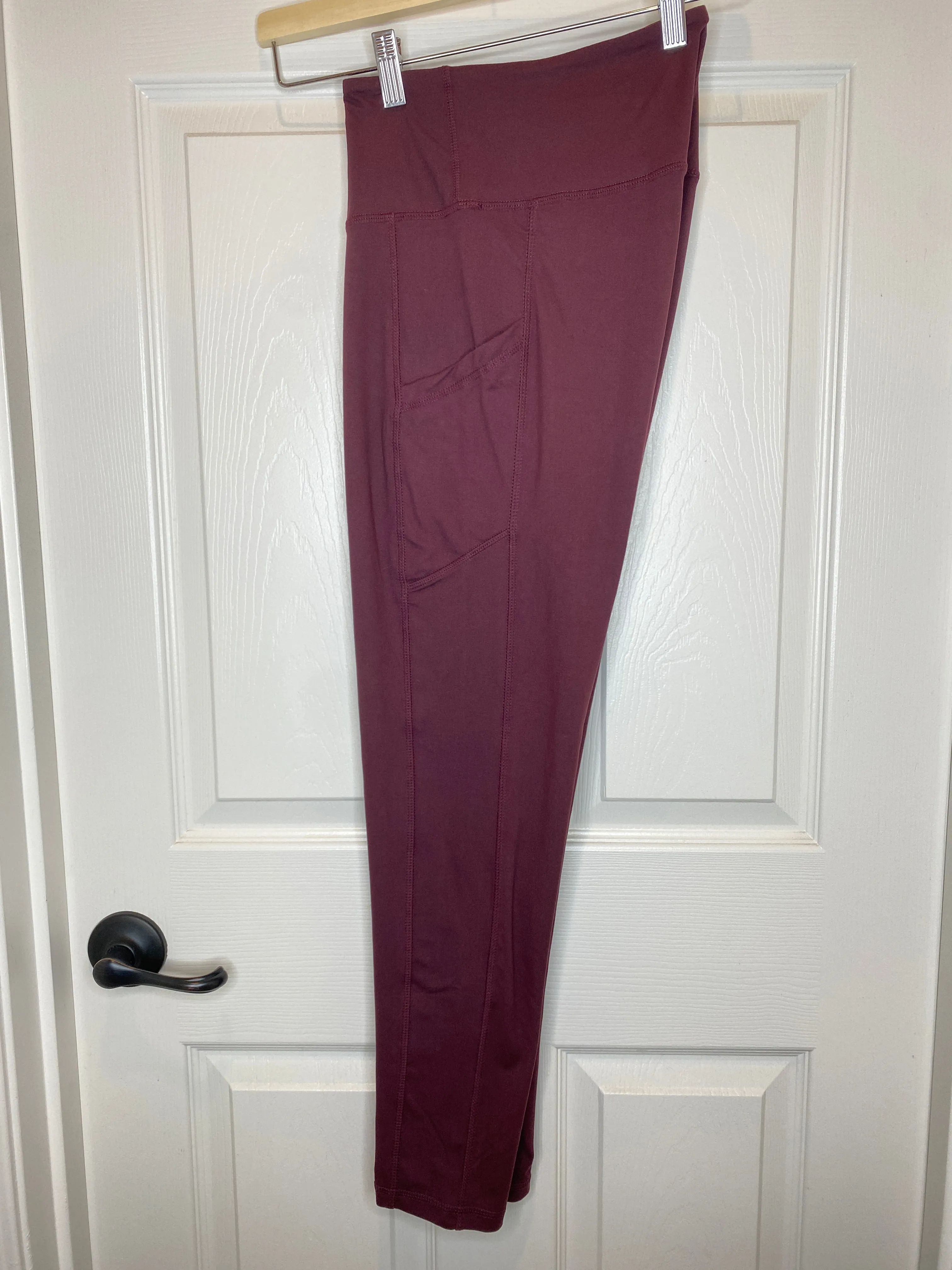 Rae Mode Burgundy Seamless Leggings with High Waist and Pockets